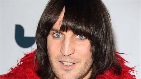 The Great British Bake Off's Noel Fielding shows off a dramatic hair ...