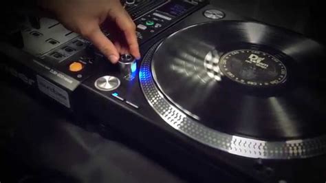 Pioneer PLX-1000 Professional Turntable Overview - Soundbase Megastore - YouTube