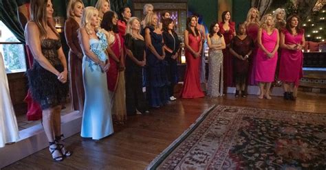 So far, 'Golden Bachelor' is doing its contestants no favors - Los Angeles Times