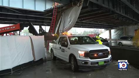 Work to alleviate flooding in downtown Miami continues - YouTube