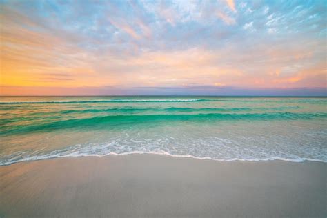 15 Best Airbnbs In Destin (Beachfront, VRBOS, And More!) - Florida Trippers