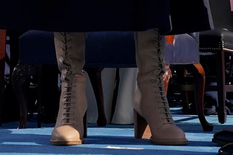 Ashley Biden Wears Coat Dress & Lace-Up Boots at Inauguration Day 2021 ...