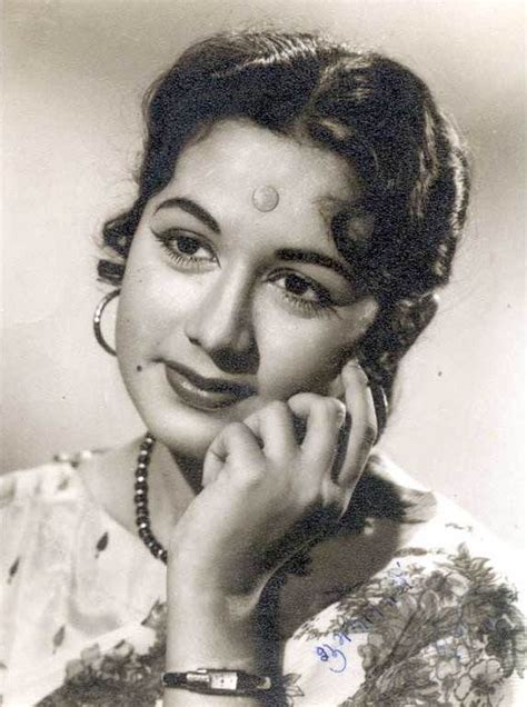 Retro Bollywood | Bollywood pictures, Vintage bollywood, Beautiful ...