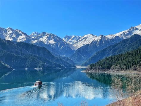 Xinjiang: Mountains and Minorities, Scenery and Spice – Thatsmags.com