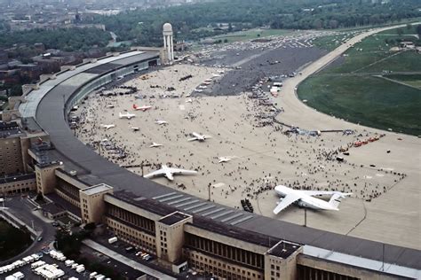 Berlin Tempelhof Airport - Wikiwand