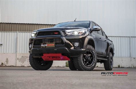 Toyota Hilux Lift Kit | 4x4 Lift Kit | Autocraze 1800 099 634