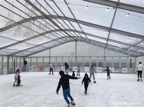 Winter Wonderland Ice Skating & Tobogganing in Glenelg | Review - What's on for Adelaide ...