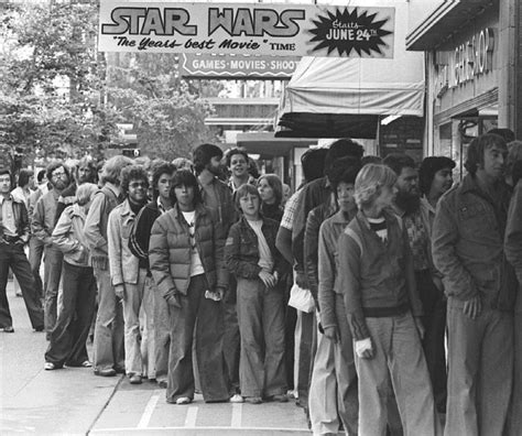 Standing in Line for Star Wars (1977) – ReelRetrodad