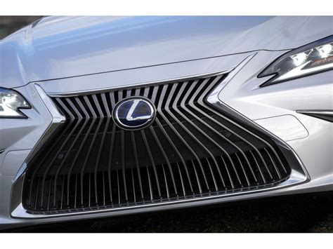 2019 Lexus ES Hybrid: 55 Exterior Photos | U.S. News