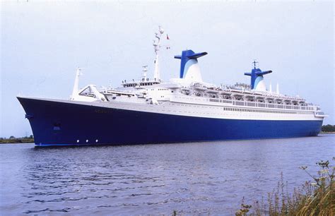 Information on the SS Norway Cruise Ship