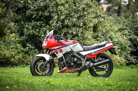 Yamaha FZ750 (1985), le foto e i dettagli - Dueruote