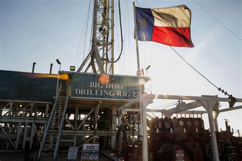 Study: Oil, gas drilling connected to pollution, earthquakes - Fort ...