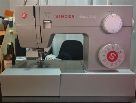 The Singer Heavy Duty 4423 ~ The Sewing Movement Blog