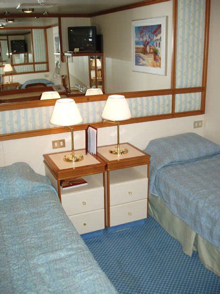 Sapphire Princess Cabins and Deck Plans | CruiseAway