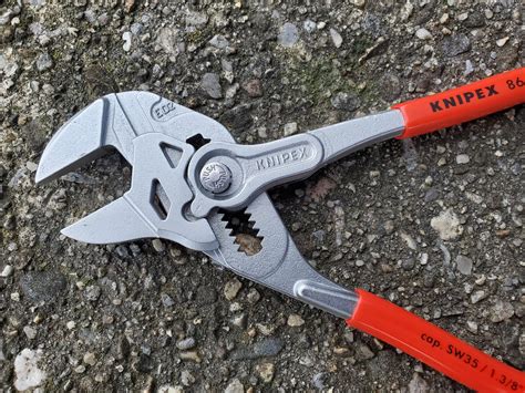 Best Adjustable Pliers on the Market, Knipex - BuyToolBags