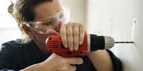 Consractor handyman working and using screwdriver - CareerSource Research Coast