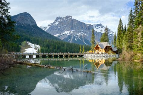 Emerald Lake Lodge: a dream wedding venue • Wedding photographers for ...