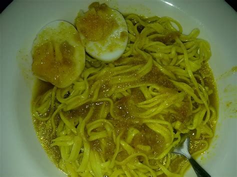 sumber ilhamku: home-made mee kuning