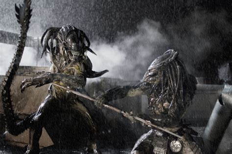 Aliens vs. Predator: Requiem Hollywood Movie Trailer | Review | Stills