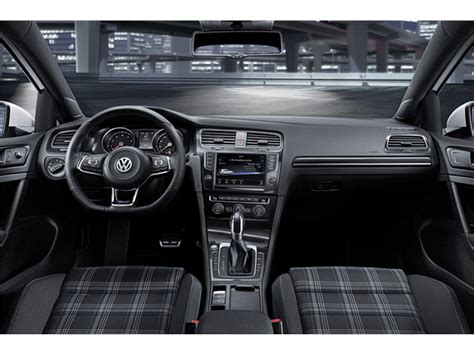 2021 Volkswagen Golf: 70 Interior Photos | U.S. News