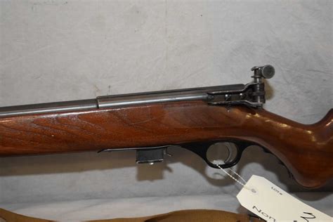 Mossberg Model 142 - A .22 LR Cal Mag Fed Bolt Action Rifle w/ 18 1/4 ...