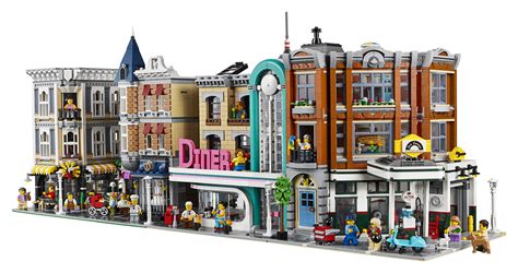 Presenting 10264 Corner Garage, the 2019 LEGO Modular Building! – Jay's Brick Blog