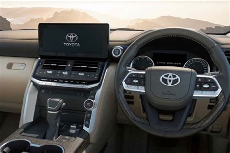 All-New Toyota Land Cruiser LC 300 Bookings Start in India - News18