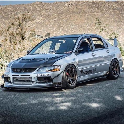 Mitsubishi lancer evolution 8 - Car | Mitsubishi evo, Mitsubishi lancer ...