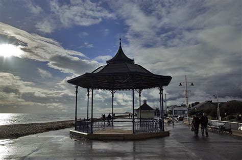 An autumnal day trip to Bognor Regis on the south coast – photo report – urban75: art, photos, walks