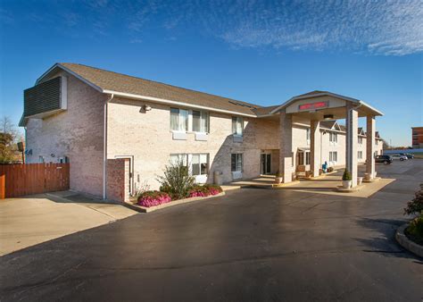 Americas Best Value Inn - Fairview Heights/St. Louis East in Fairview Heights, IL - (618) 624-3...