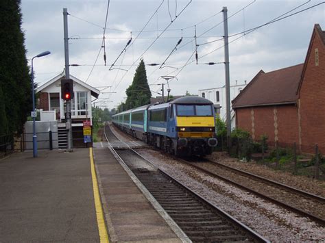 Stowmarket Railway Station © Andy Parrett cc-by-sa/2.0 :: Geograph Britain and Ireland