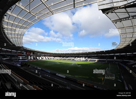 KC STADIUM HULL CITY FC V QUEENS PARK RAN KC STADIUM HULL ENGLAND 21 ...