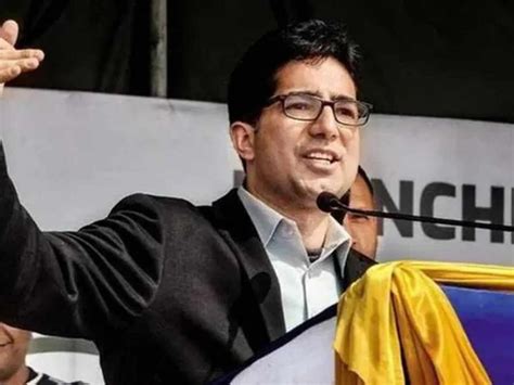 Explained: Why Shah Faesal left and returned to the IAS | Jammu And Kashmir News - News9live