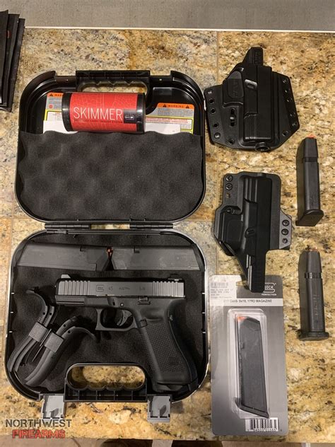 Glock 45 9MM with accessories | Northwest Firearms