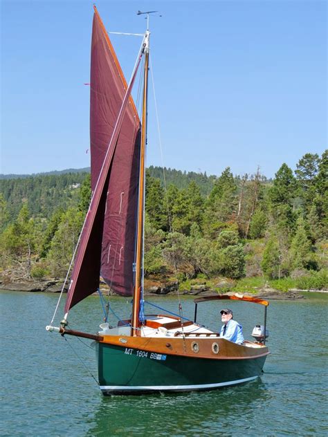 Pocketship 15 foot fast sailing pocket cruiser with sitting headroom ...