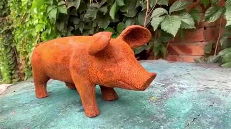 Metal Wings Flying Pig Sculpture Home Decor Decorative Animal Garden Sculptures - Buy Animal ...