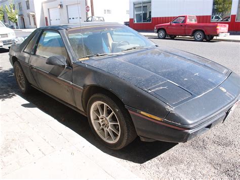 1985 Pontiac Fiero – Roadside Rambler