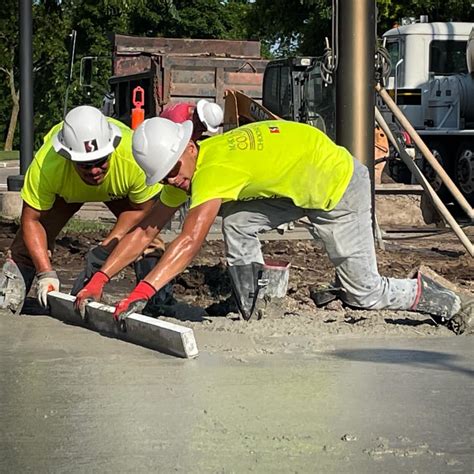 5 Reasons To Hire A Professional Concrete Contractor