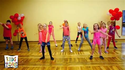 Zumba Kids (easy dance) - I like to move it - YouTube