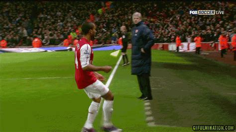 Funny Goal Celebrations (15 gifs)