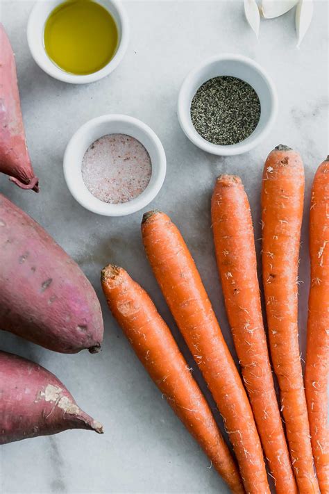 Roasted Sweet Potatoes and Carrots ⋆ Easy & Tasty Sheetpan Side Dish!