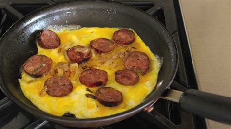 Sausage Omelette - YouTube