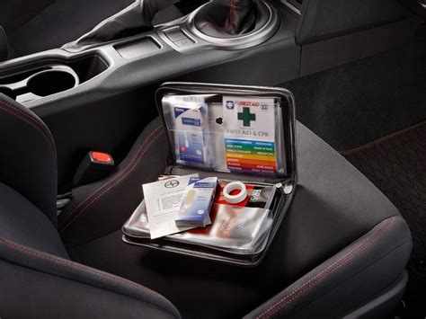 Car Safety Kit: DIY And Prepackaged Emergency Kits