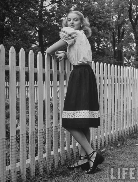 Women In 1940-1950s In Black And White Photos By Nina Leen | Bored Panda