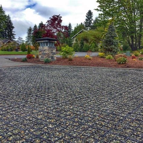 Top 60 Best Gravel Driveway Ideas - Curb Appeal Designs | Driveway design, Gravel landscaping ...