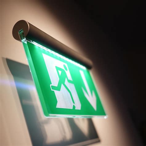 EN7010 FE LED Signslot - Illuminated Wall/Ceiling Mounted Fire Exit Sign | Signbox