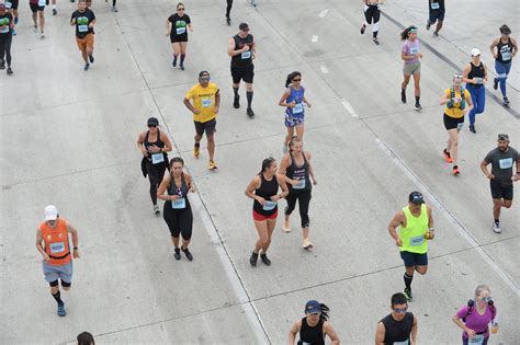 PHOTOS: Runners take on 38th annual Long Beach Marathon • Long Beach ...