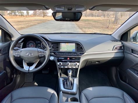 2019 Hyundai Elantra: 75 Interior Photos | U.S. News