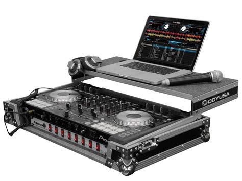 PIONEER DJ DDJ-SX3 + ODYSSEY FZGSPIDDJSX2 2U Case Bundle