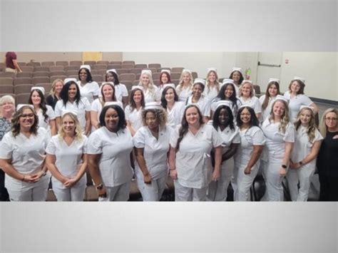 TCAT recognizes Clarksville nursing graduates in pinning ceremony ...